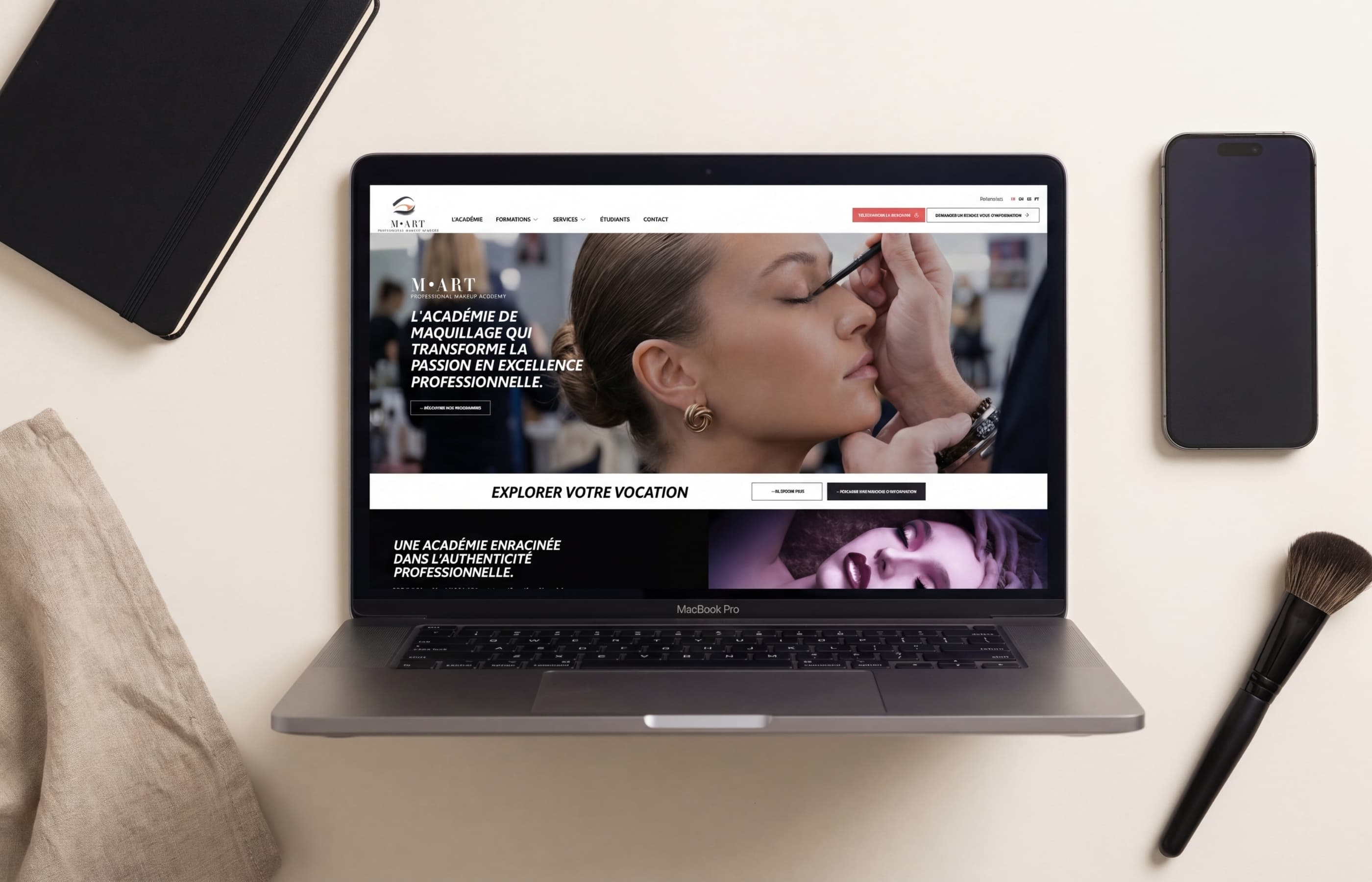 M-Art Academy, website editorial em desktop